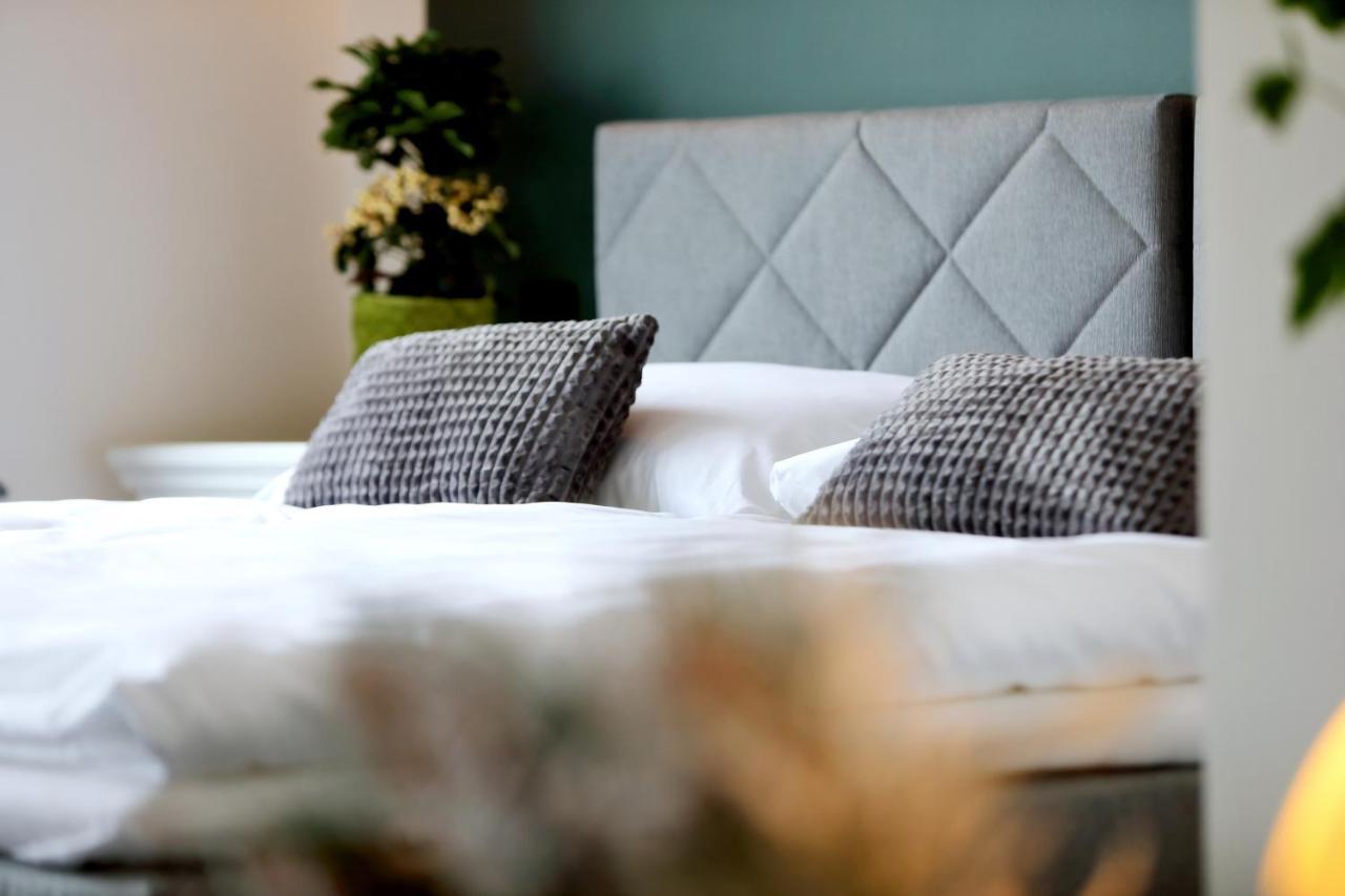 Hotel Bella Casa Mnichovo Hradiště Zewnętrze zdjęcie