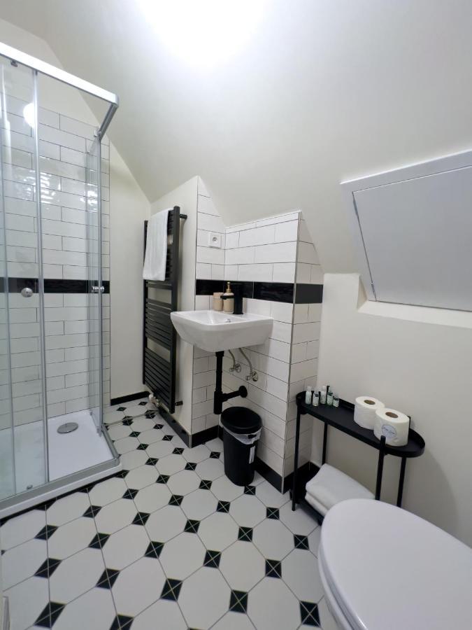 Hotel Bella Casa Mnichovo Hradiště Zewnętrze zdjęcie