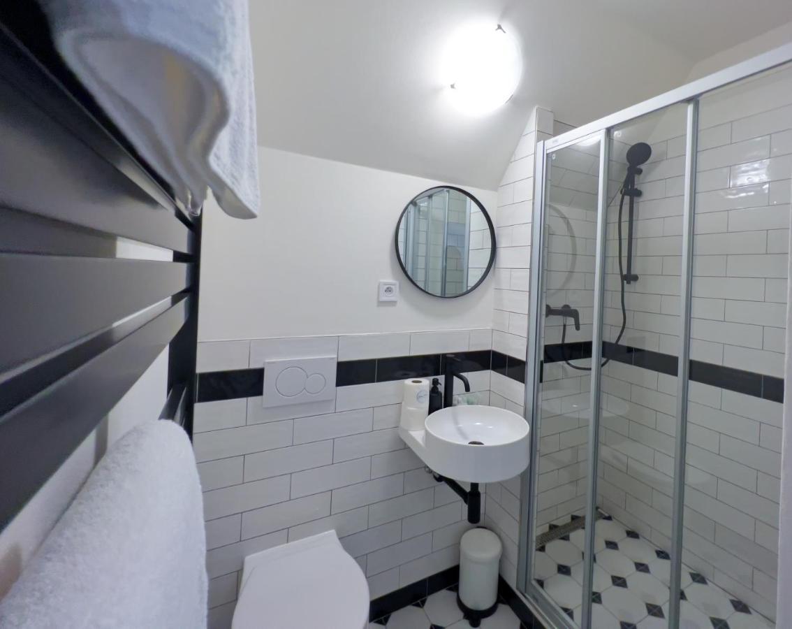 Hotel Bella Casa Mnichovo Hradiště Zewnętrze zdjęcie